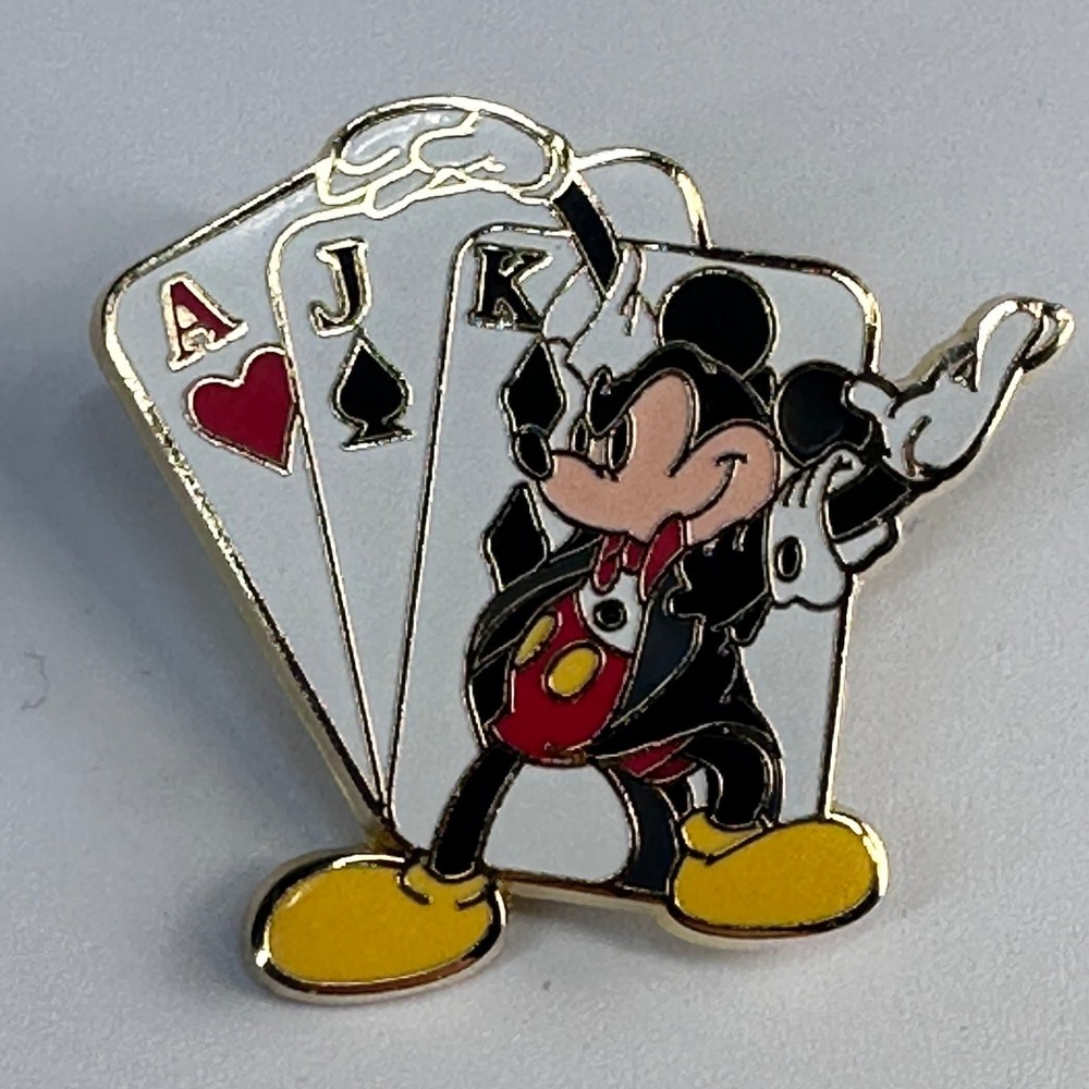 Mickey Mouse Through The Years Magician Disney Pin Trading 2008 Magic Card Trick